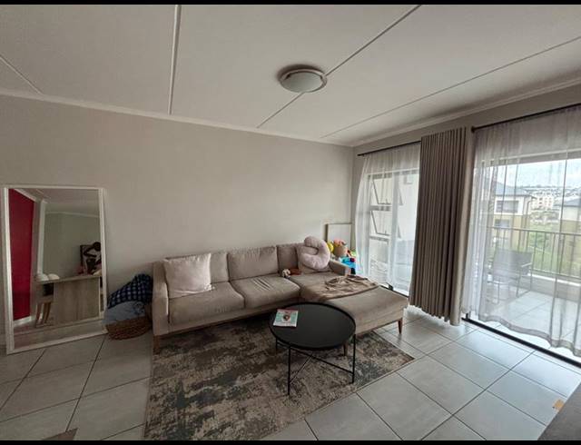 3 BEDROOM APARTMENT FOR SALE IN WATERFALL